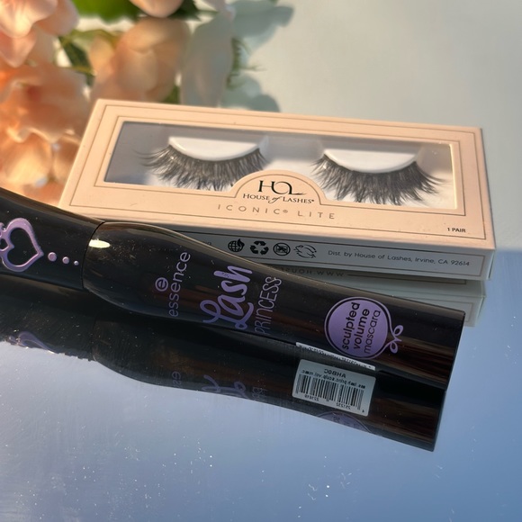 EVERYTHING YOU NEED EYE SET!! - Picture 2 of 4